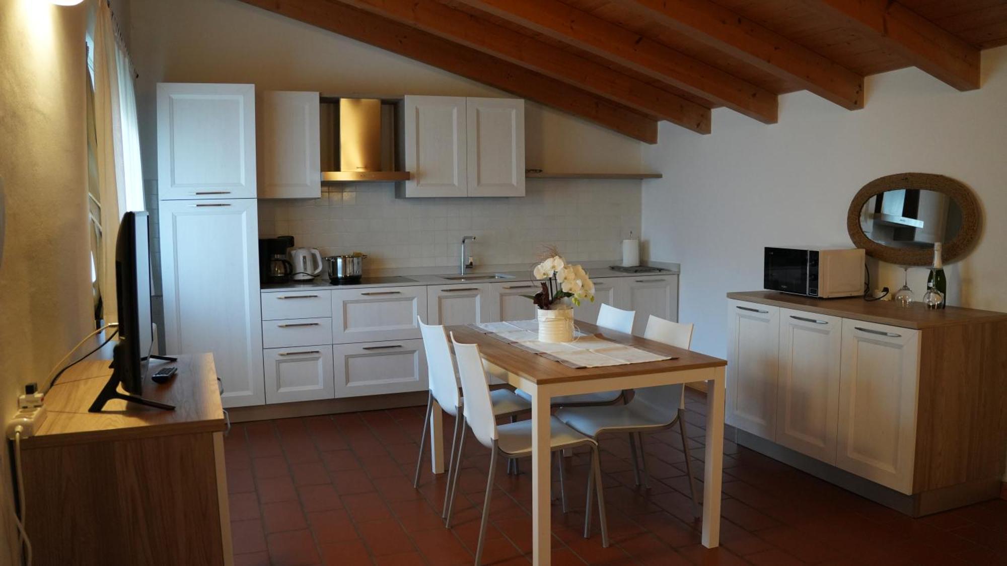 Residence La Colombera Riva del Garda Ruang foto