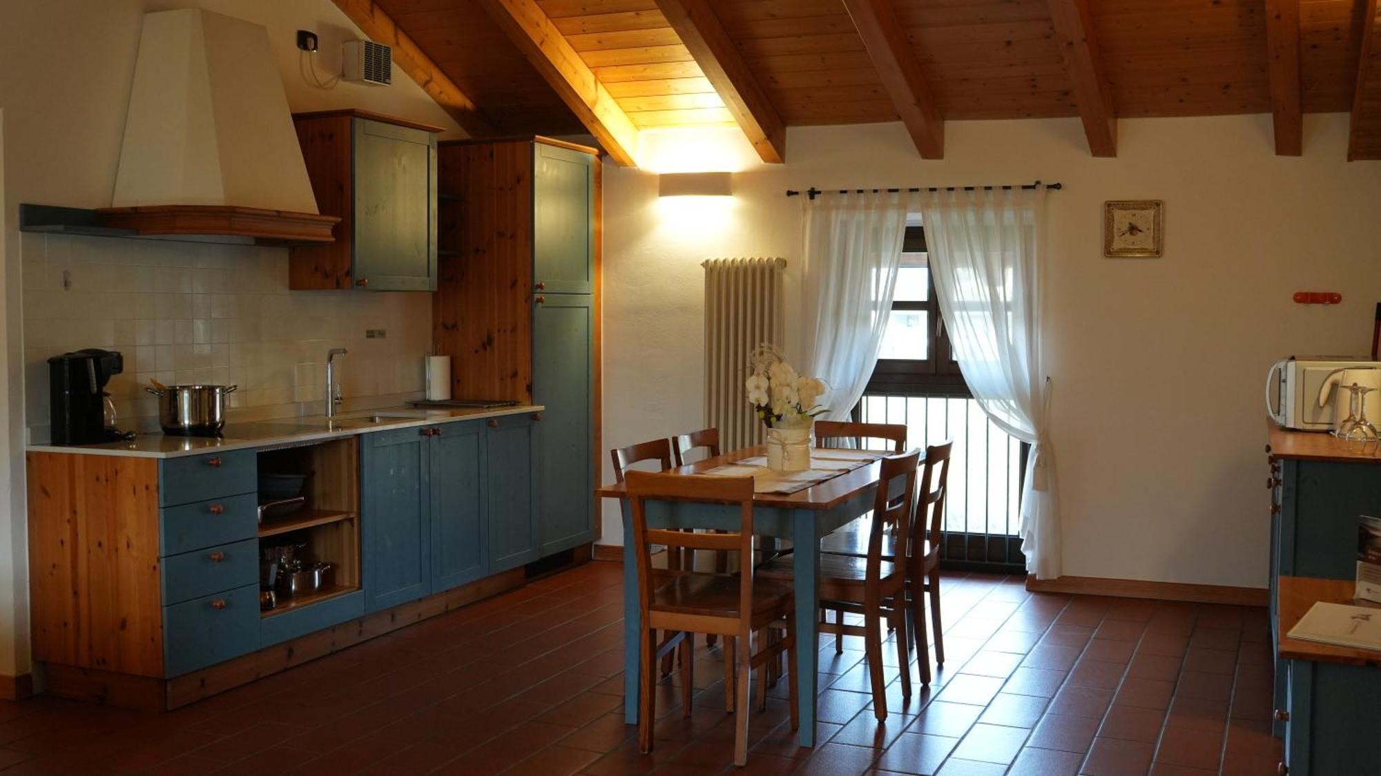 Residence La Colombera Riva del Garda Ruang foto