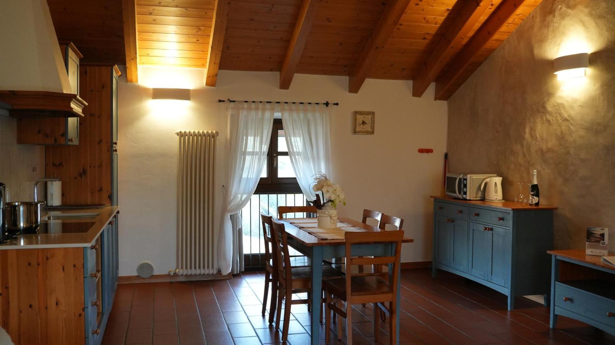 Residence La Colombera Riva del Garda Ruang foto